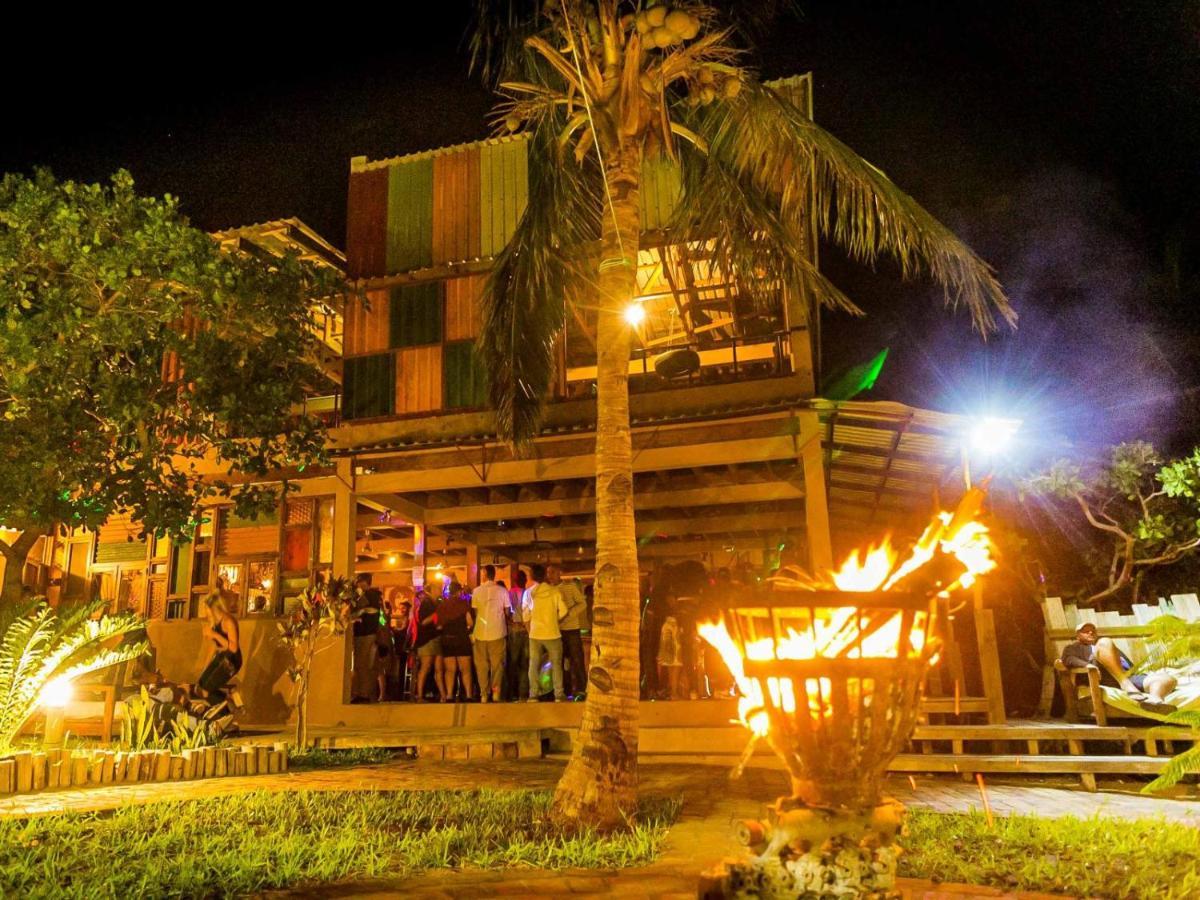 Mozambeat Motel Praia do Praia do Tofo Екстериор снимка