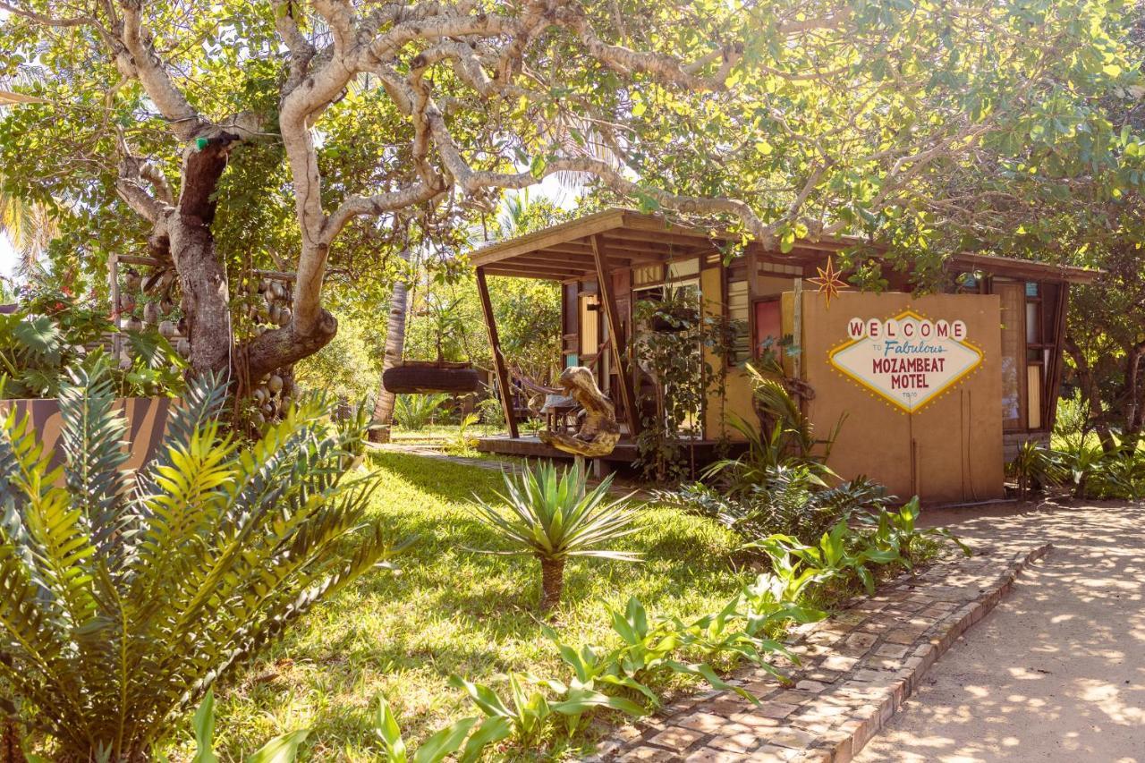 Mozambeat Motel Praia do Praia do Tofo Екстериор снимка