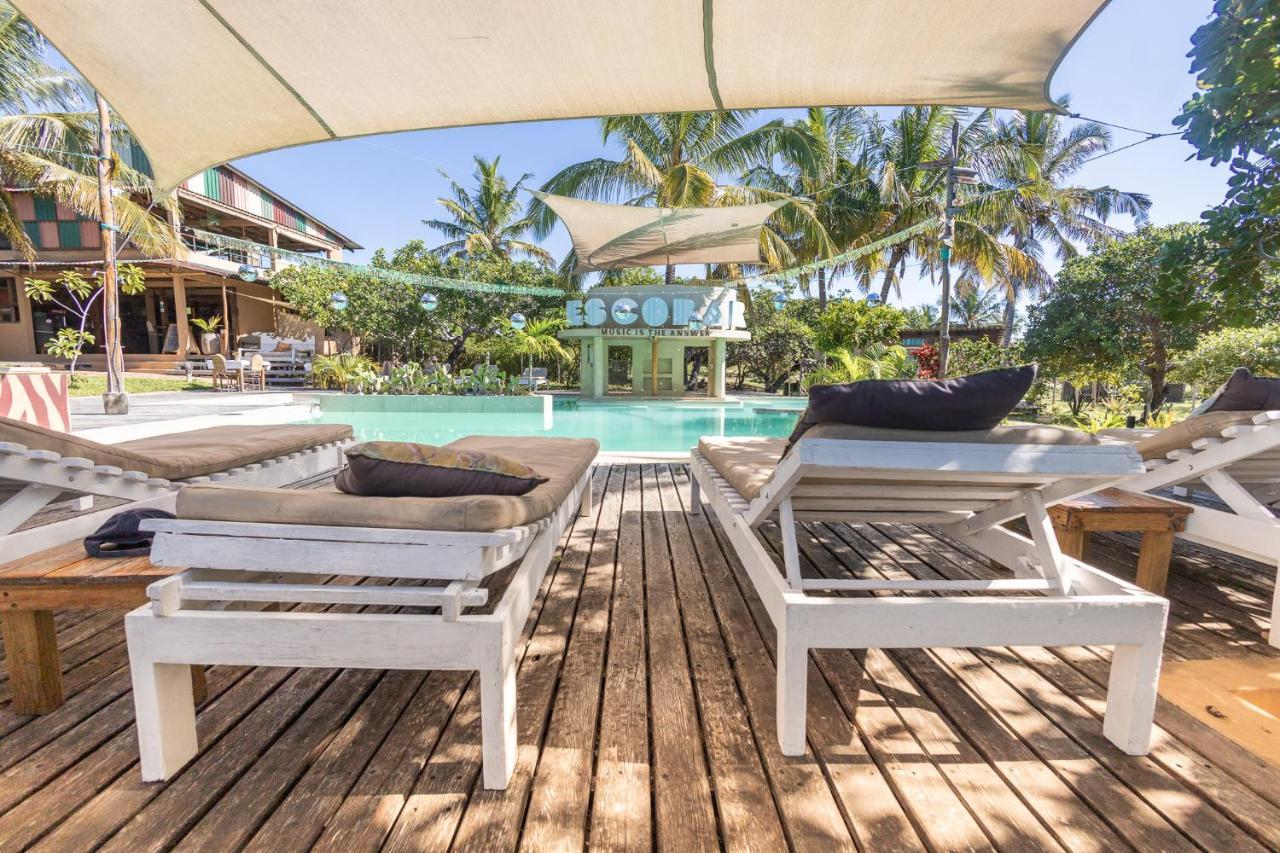 Mozambeat Motel Praia do Praia do Tofo Екстериор снимка