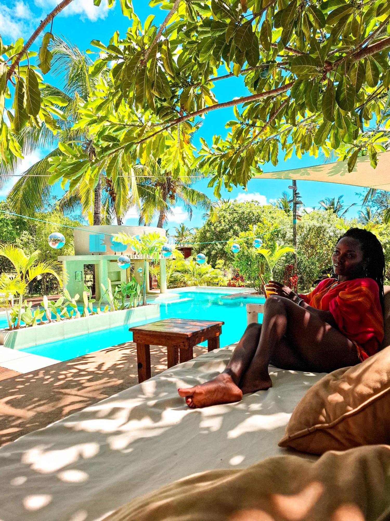 Mozambeat Motel Praia do Praia do Tofo Екстериор снимка
