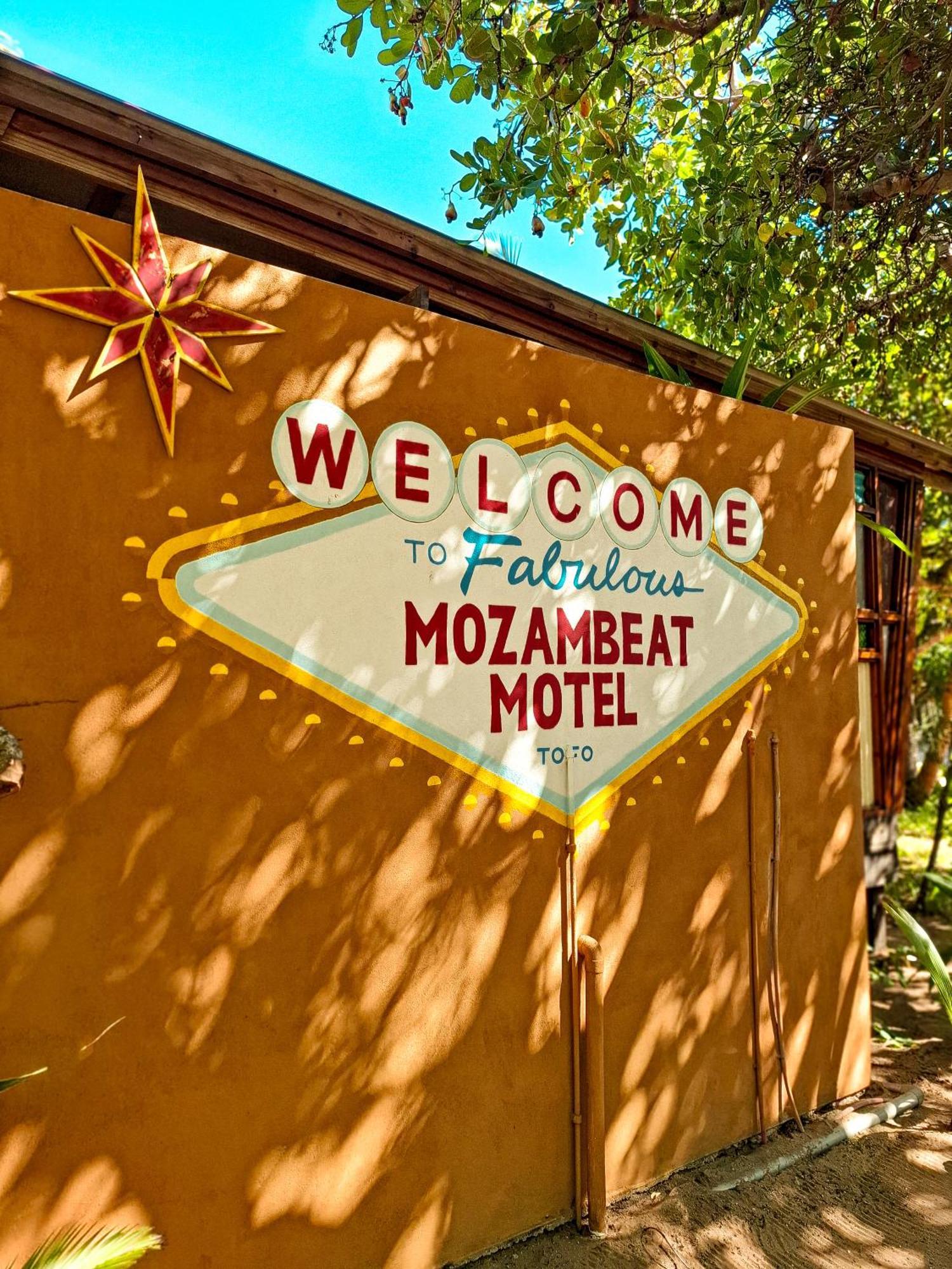 Mozambeat Motel Praia do Praia do Tofo Екстериор снимка